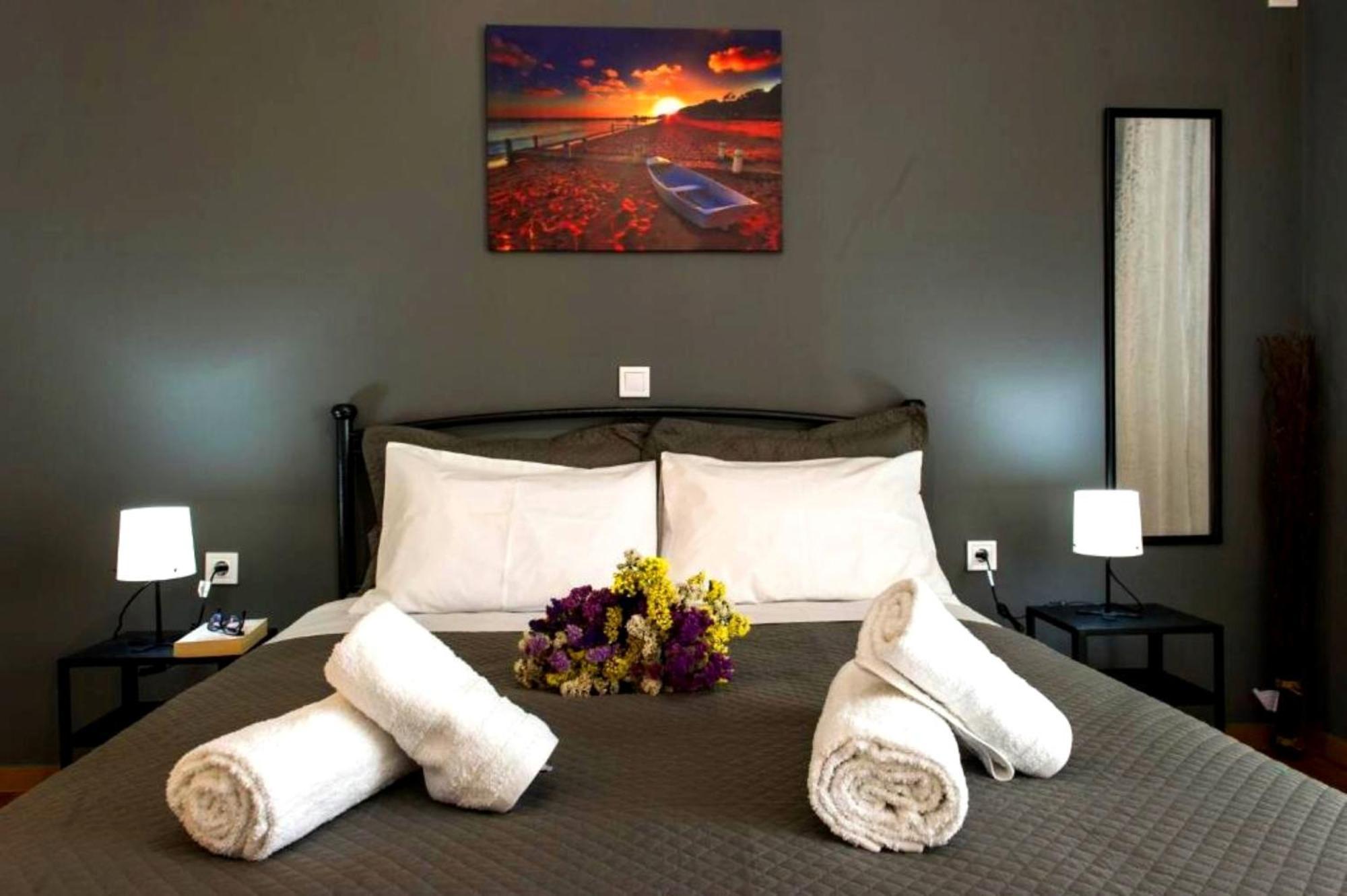 Dimitrioszoi'S House Apartment กาลามาตา ภายนอก รูปภาพ