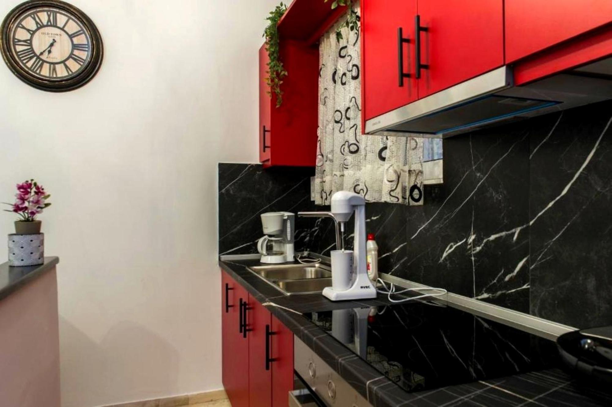 Dimitrioszoi'S House Apartment กาลามาตา ภายนอก รูปภาพ